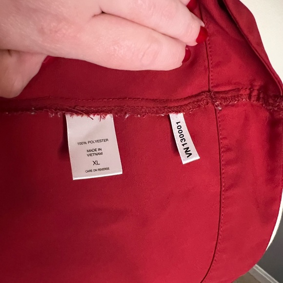 New York & Company Sleeveless Button-Back Blouse Size XL - Picture 5 of 6